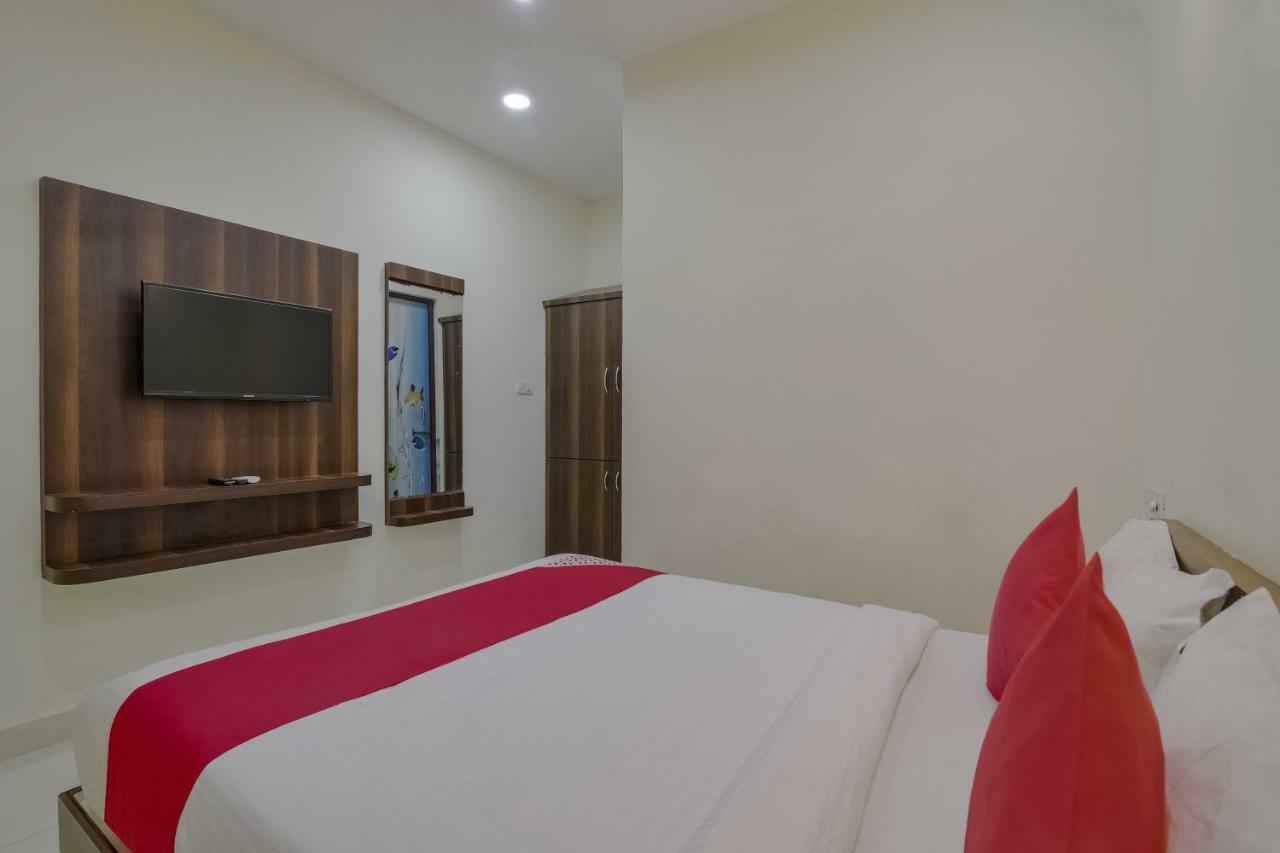 Neema Residency Hotel Anantapur Exterior foto